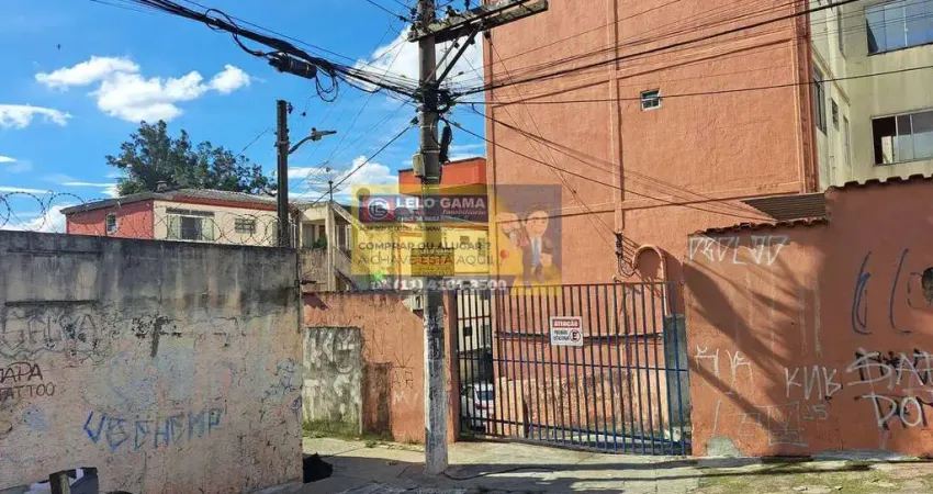 Apartamento com 3 quartos para alugar na Cohab, Carapicuíba