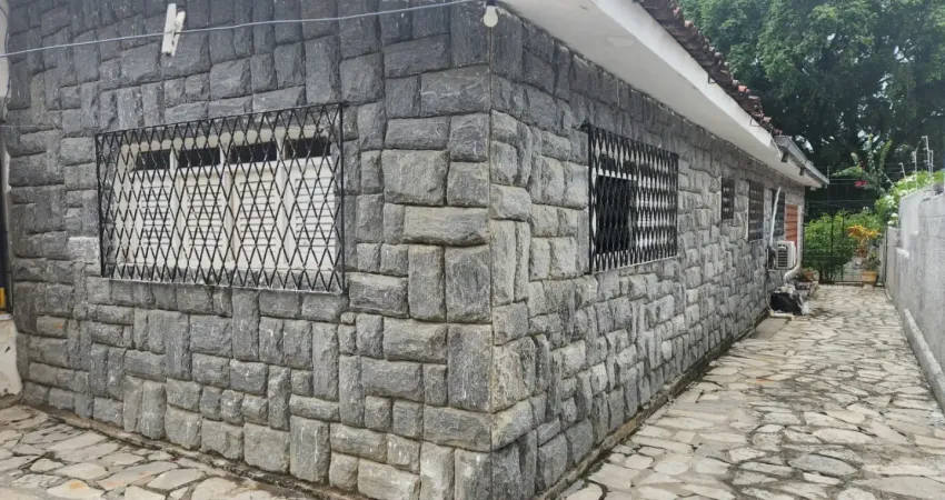 Casa com 4 quartos à venda na Rua Major Antônio Carlos Filho, 70, Bancários, João Pessoa