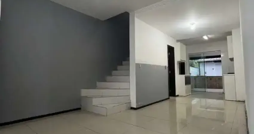 Casa com 2 quartos à venda na Servidão Rúbens Jeller, 174, Floresta, Joinville