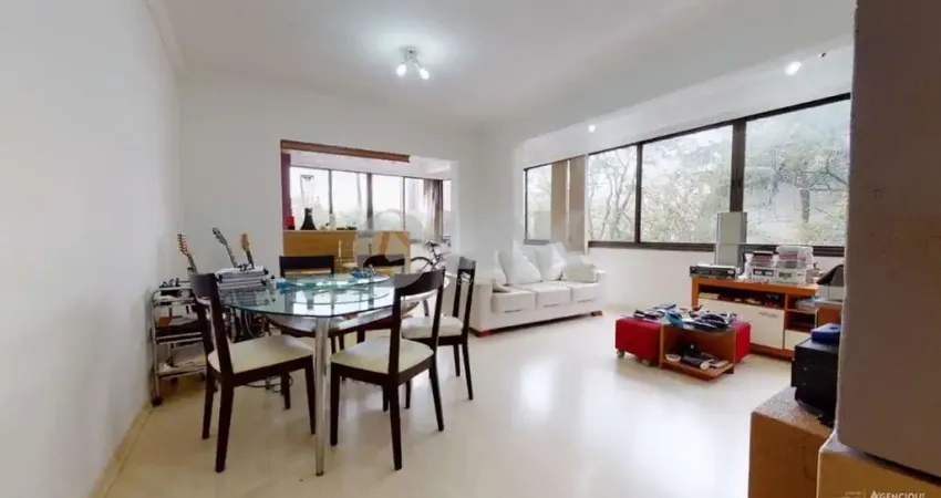 Apartamento de 3 quartos com 2 vagas à venda no bairro Santana em Porto Alegre