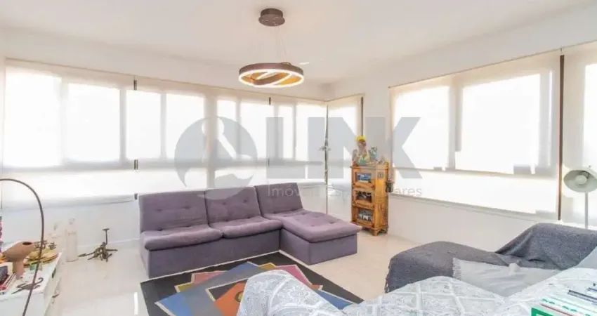 Apartamento Garden alto padrão de 3 quartos com 3 vagas à venda no bairro Petrópolis em Porto Alegre