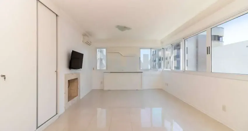 Apartamento de 3 quartos 3 suítes com 3 vagas à venda no bairro Petrópolis em Porto Alegre