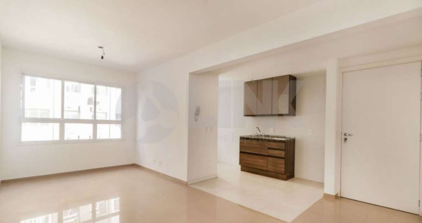Apartamento com 2 quartos e 1 vaga à venda no bairro Jardim Carvalho em Porto Alegre