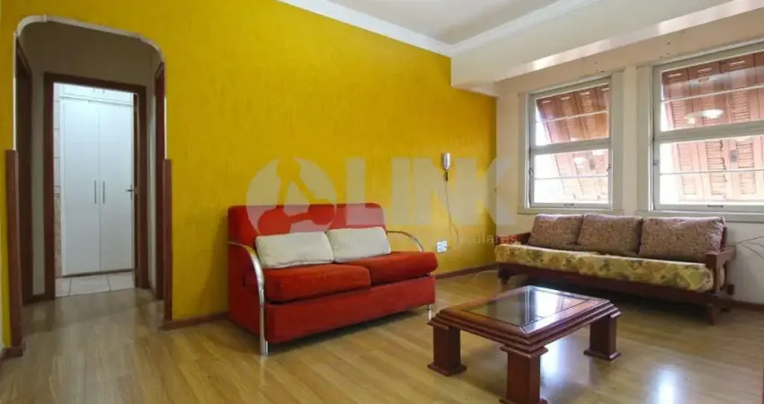 Apartamento de 2 quartos com 1 vaga à venda no bairro Floresta em Porto Alegre