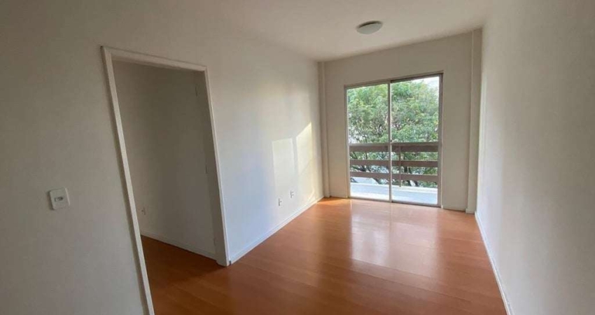 Apartamento 3 dormitórios com 1 vaga de garagem à venda no bairro Passo da Areia em Porto Alegre próximo do Shopping Bourbon Country