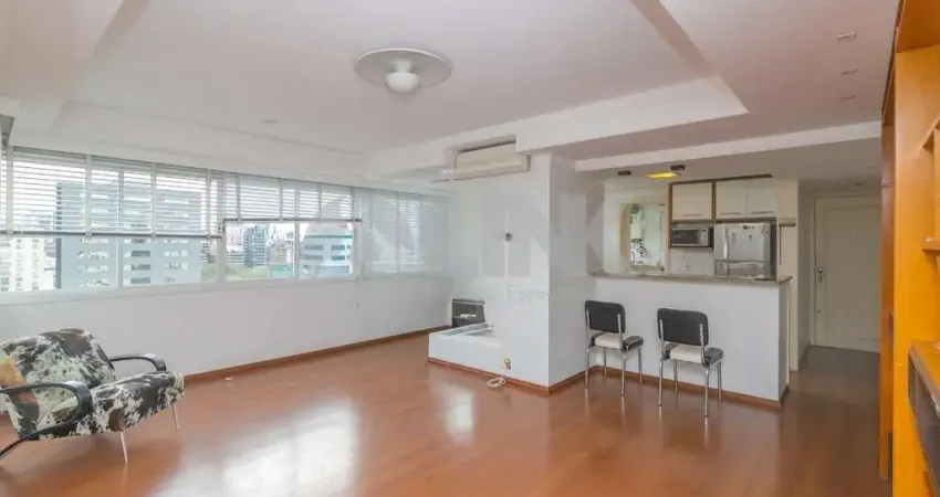 Apartamento de 2 dormitórios sendo 1 suíte com 2 vagas de garagem à venda no bairro moinhos de vento em porto alegre próximo ao parcão