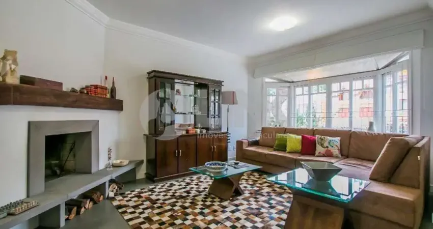 Casa 4 dormitórios 2 suítes e 4 vagas de garagem à venda no bairro chácara das pedras em porto alegre próxima do shopping iguatemi