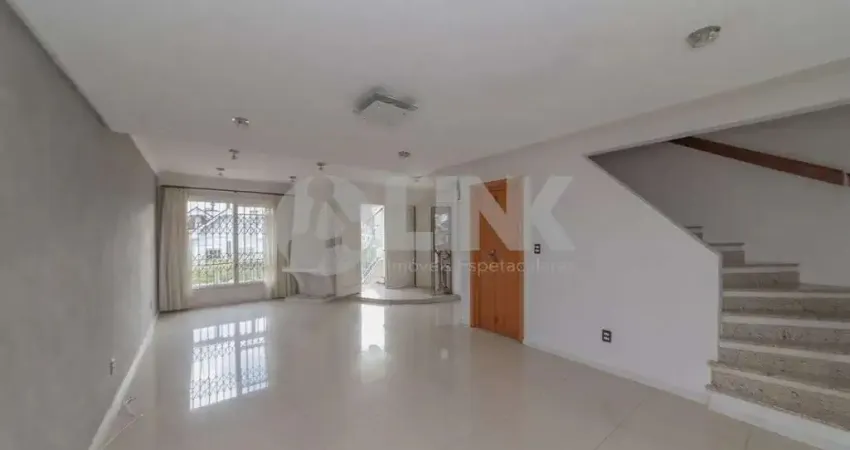 Casa com 3 quartos sendo 1 suíte e 4 vagas de garagem à venda no bairro chácara das pedras em porto alegre