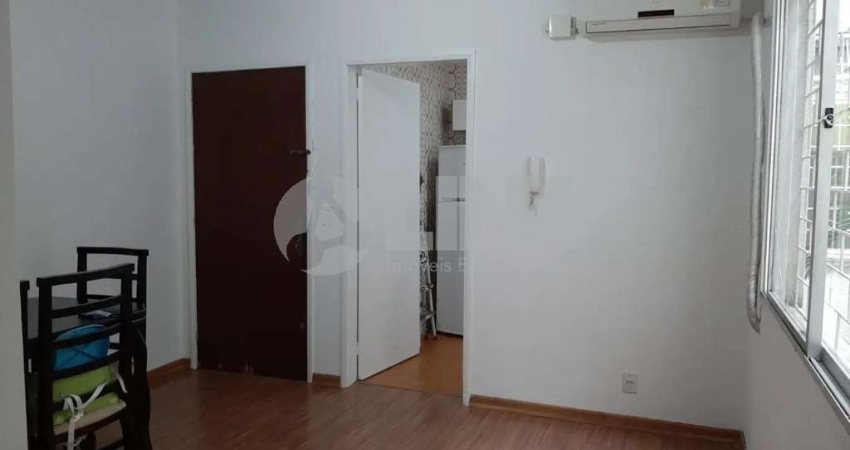 Apartamento de 2 quartos com 1 vaga à venda no bairro São Sebastião em Porto Alegre