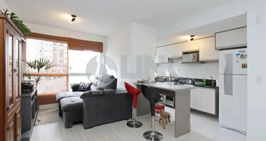 Apartamento de 2 quartos com 1 vaga à venda no bairro Passo da Areia em Porto Alegre