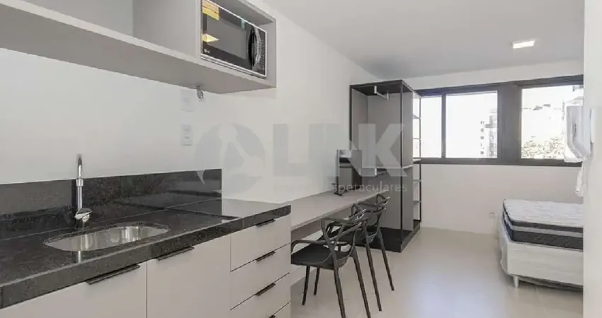 Apartamento studio mobiliado com 1 quarto à venda no bairro rio branco em porto alegre