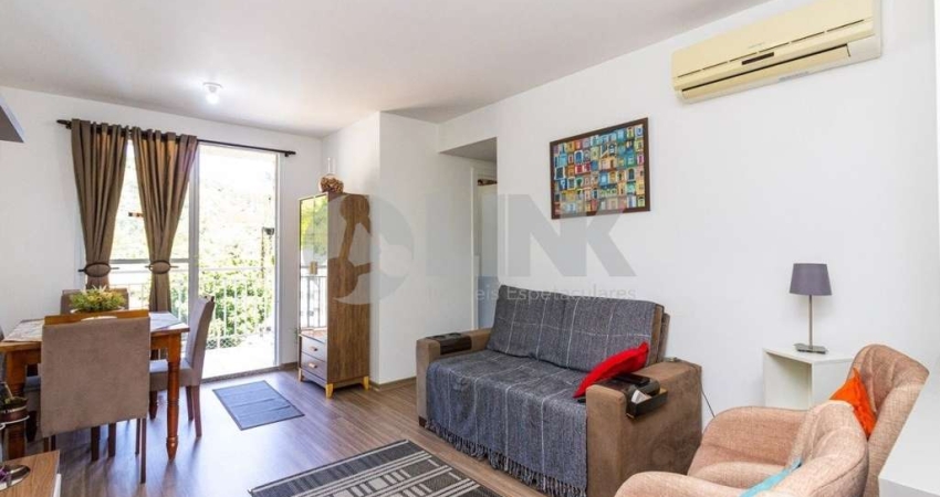 Apartamento de 3 quartos com 1 vaga à venda no bairro Jardim Carvalho em Porto Alegre