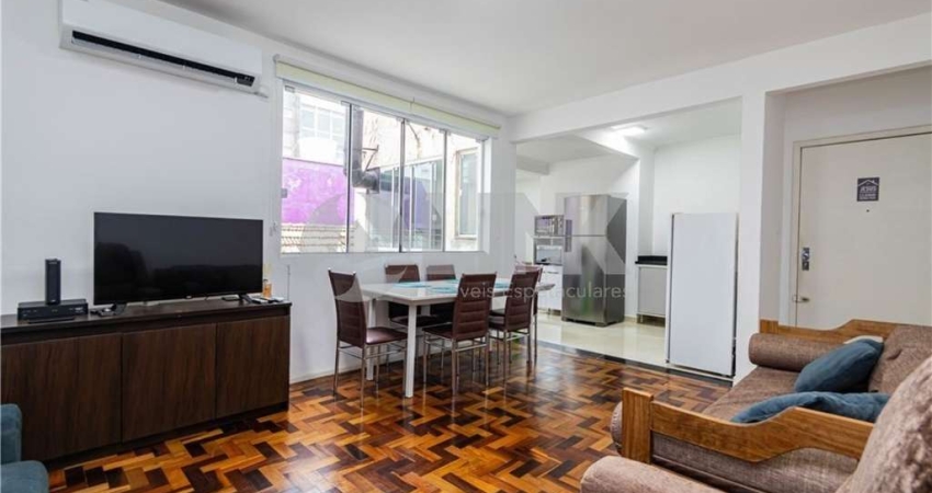 Apartamento de 3 quartos com 1 vaga à venda no bairro Floresta em Porto Alegre
