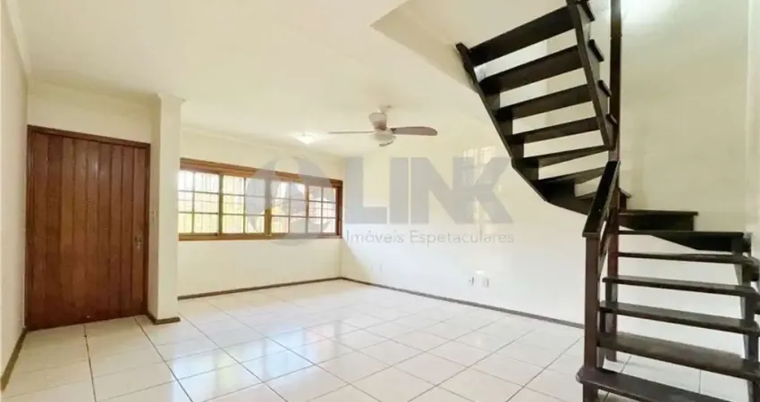 Casa estilo sobrado com 3 quartos e 2 vagas à venda no bairro morro santana em porto alegre