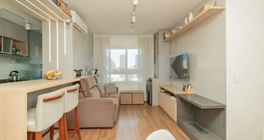 Apartamento de 2 quartos com 1 vaga à venda no bairro Navegantes em Porto Alegre