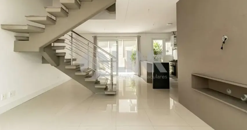 Casa em condomínio com 3 quartos e 2 vagas à venda no bairro glória em porto alegre