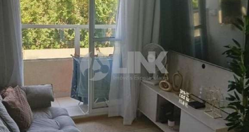 Apartamento de 2 quartos com 1 vaga à venda no bairro Parque Santa Fé em Porto Alegre