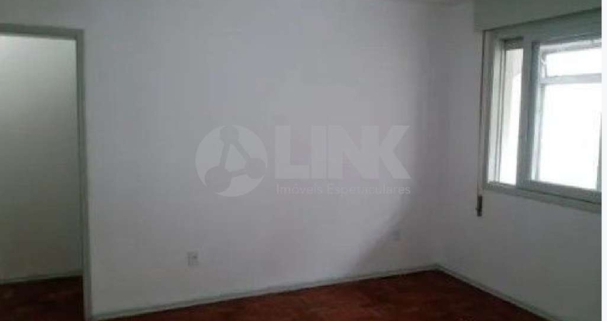 Apartamento de 3 quartos com 1 vaga à venda no bairro Vila Ipiranga em Porto Alegre