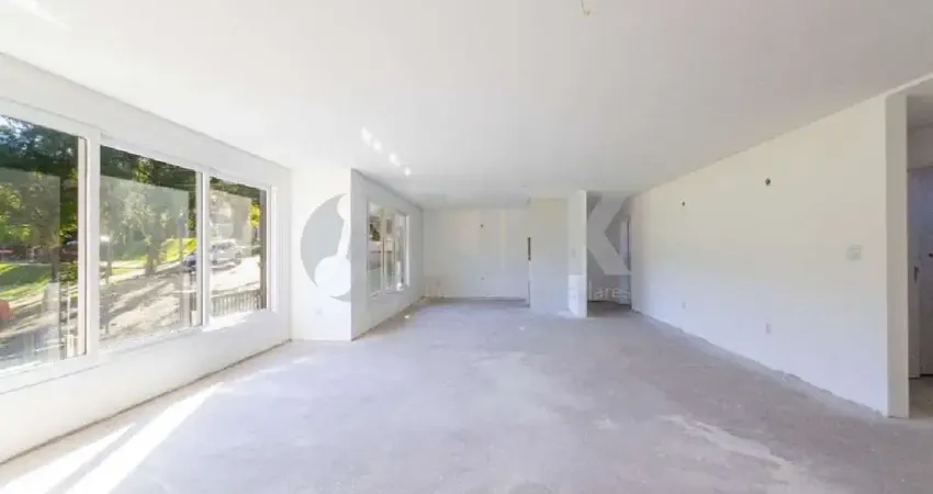 Apartamento de 3 quartos com 3 suítes e 4 vagas à venda no bairro Três Figueiras em Porto Alegre