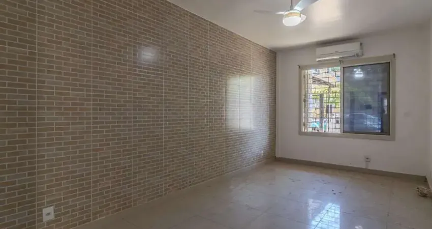 Apartamento com 3 quartos à venda na Rua São Carlos, 205, Floresta, Porto Alegre