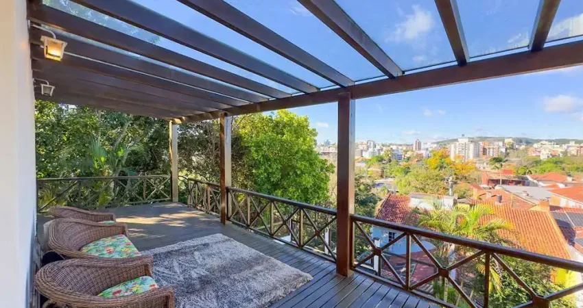 Casa de 4 quartos e 2 suítes à venda no bairro Vila Assunção em Porto Alegre