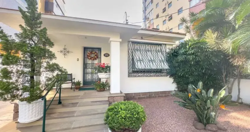 Casa de 3 quartos com 3 vagas no petrópolis, porto alegre-rs!