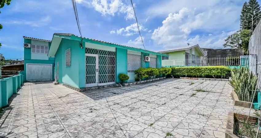 Casa em condomínio fechado com 3 quartos à venda na Acesso das Rosas, 45, Santa Tereza, Porto Alegre