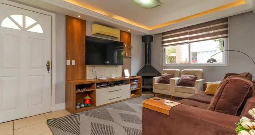 Casa em condomínio fechado com 3 quartos à venda na Rua Augusto Attílio Giordani, 87, São Sebastião, Porto Alegre