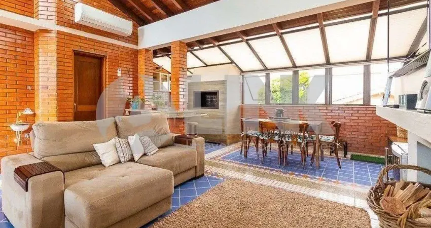 Casa em condomínio fechado 3 dormitórios com 4 vagas de garagem à venda no bairro cristal em porto alegre próxima do barra shopping