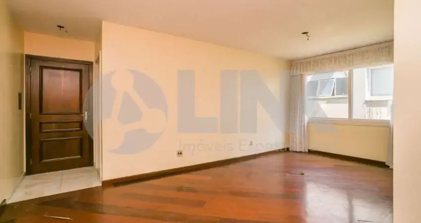 Apartamento de 3 quartos com 1 vaga à venda no bairro São João em Porto Alegre
