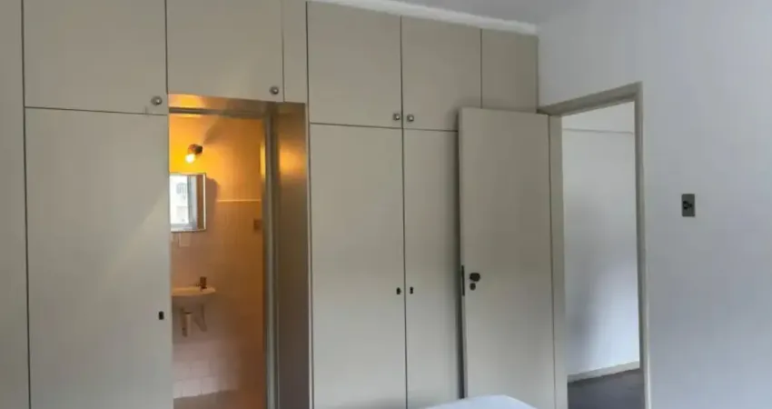 Apartamento no estado original com 1 quarto à venda, 62m² - glória
