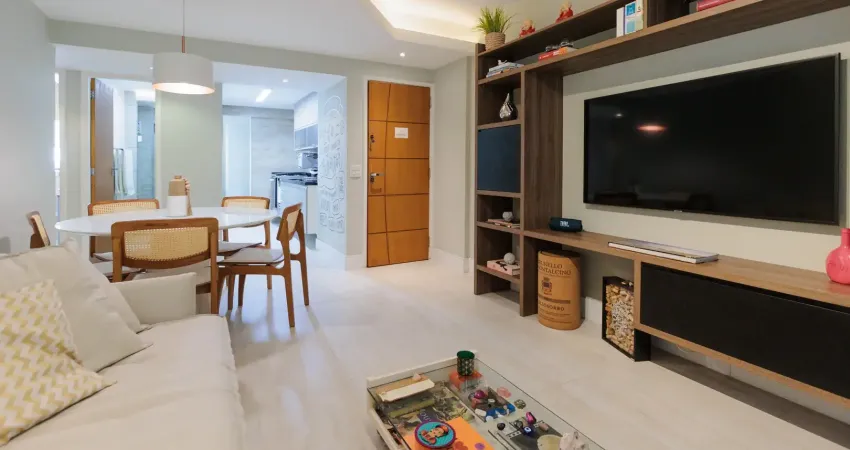 Extraordinário apartamento em botafogo colado a praia 2 quartos todo reformado - botafogo/rio de janeiro (rj)