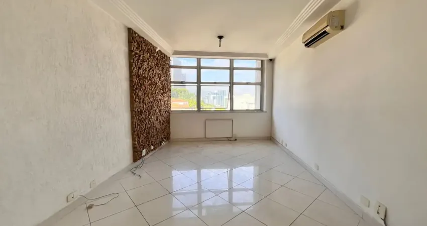 Linda Sala comercial com 25m2 junto ao Largo da Carioca e metrô - Rio de Janeiro (RJ)