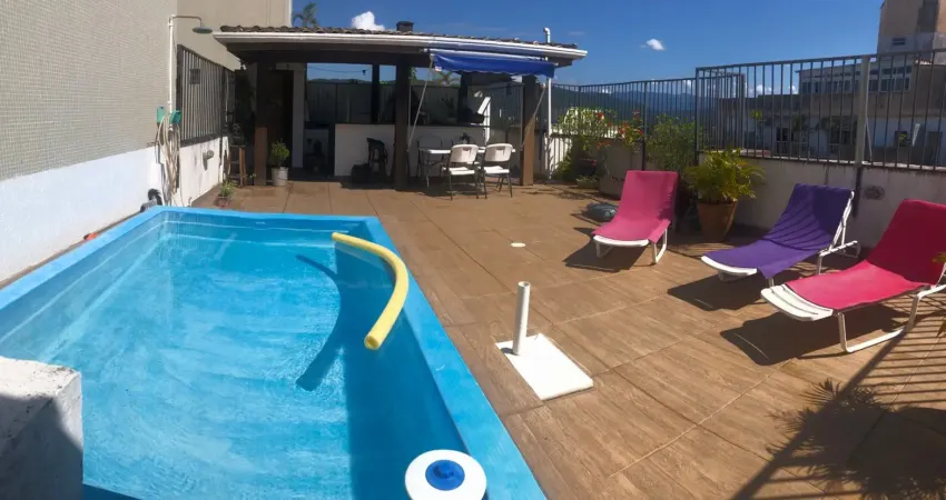 Disponível réveillon e feriado (consciência negra) - cobertura c/ piscina!️