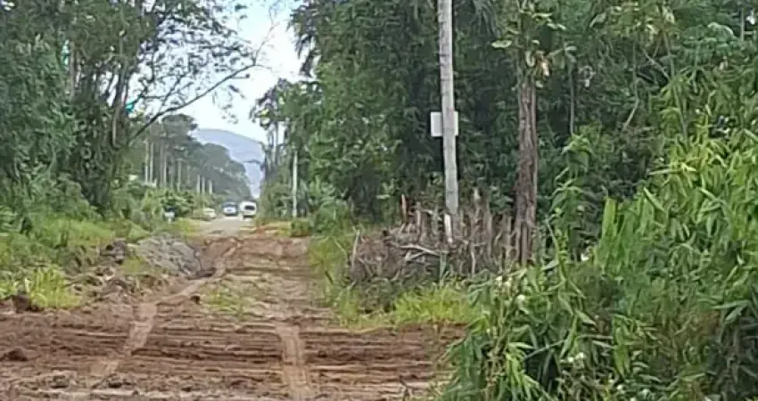 Terreno 180 m² à venda em Itapoá-SC | 980m do mar, pronto pra construir