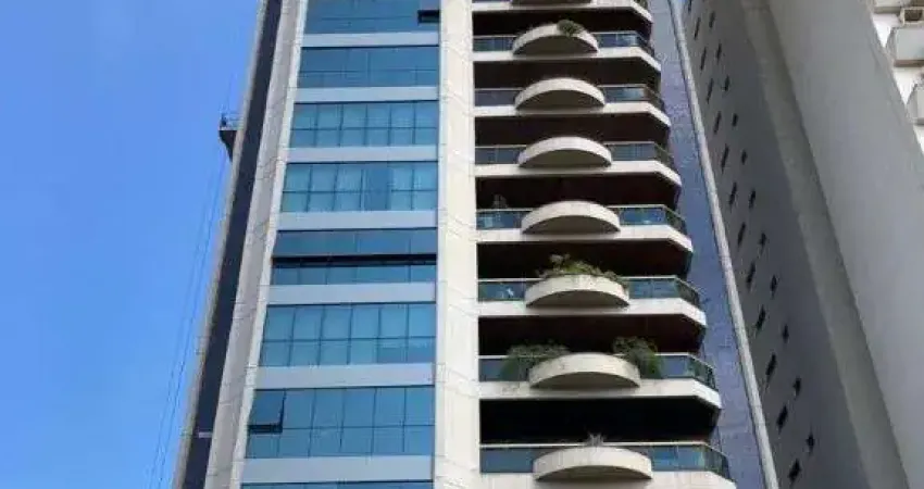 Apartamento com 4 quartos à venda no Cambuí, Campinas