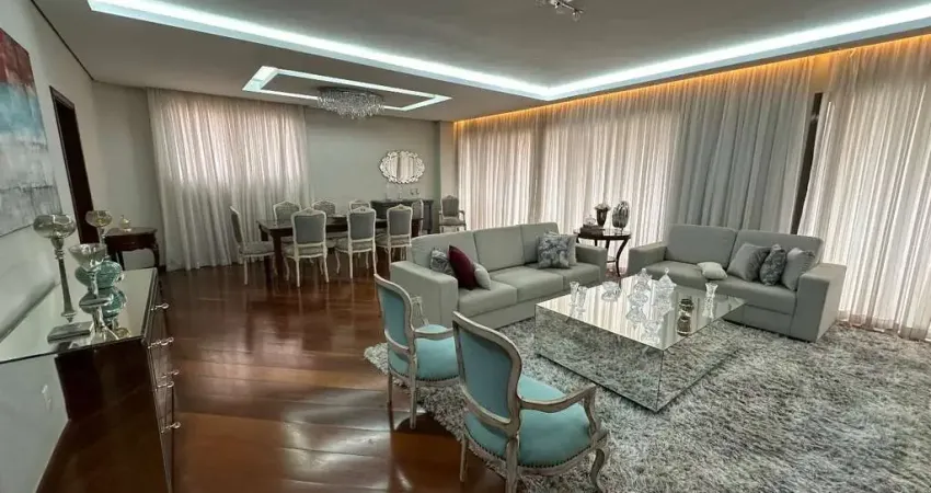 Apartamento com 4 quartos para alugar no Cambuí, Campinas 