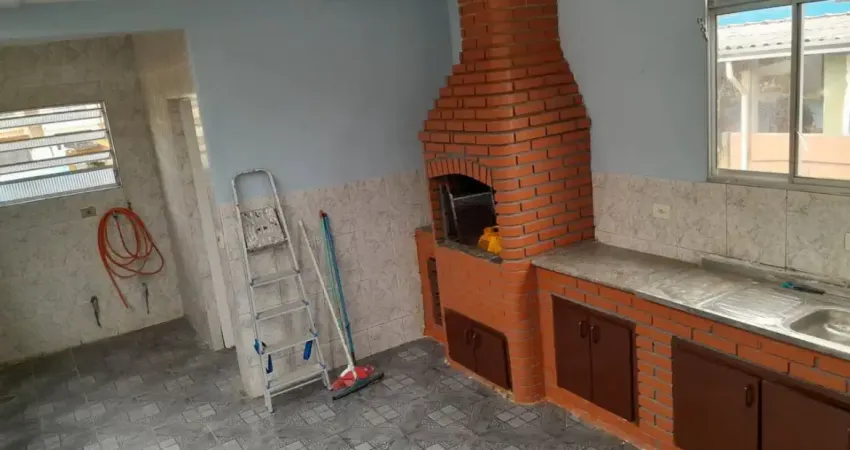 Vendo imovel com 5 vagas para garagem e 3 banheiros casa a venda urgente santo andre parcelado venda urgente dessa casa faço de forma parcelada.