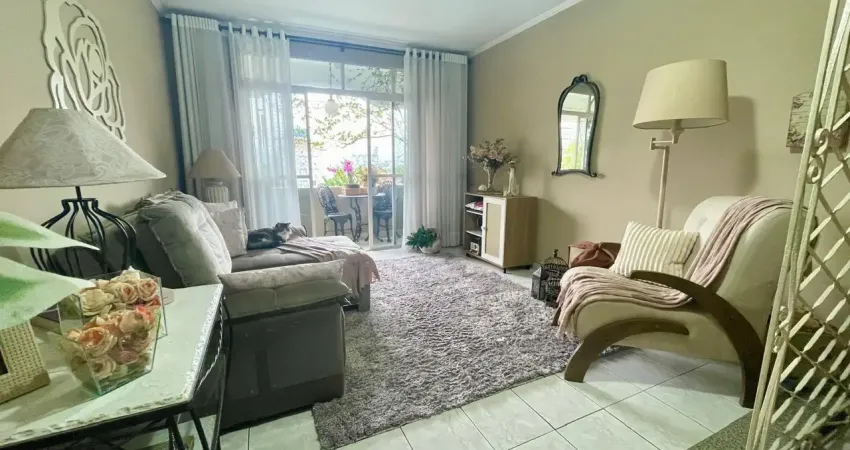 Lindo apartamento com varanda, 3 dormitórios, sendo 1 suíte.