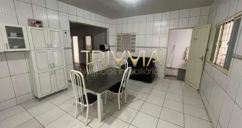 Casa com 3 quartos à venda em Laranjeiras, Uberlândia