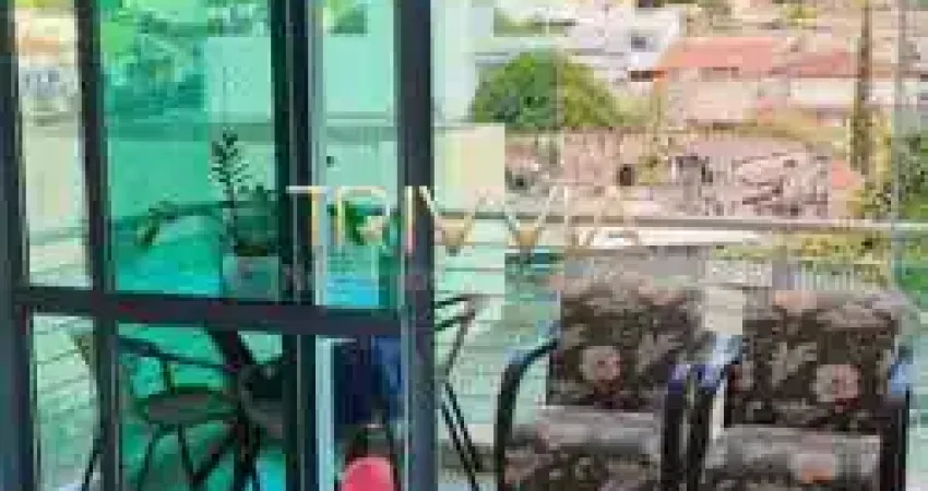 Apartamento com varanda gourmet fechada em blindex e aquecimento solar!