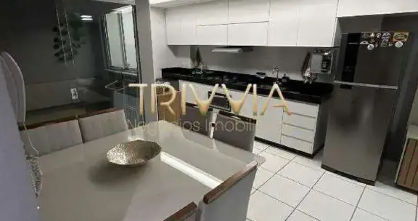 Apartamento com 2 dormitórios (1 suíte), planejados em todos os cômodos e acabamento impecável