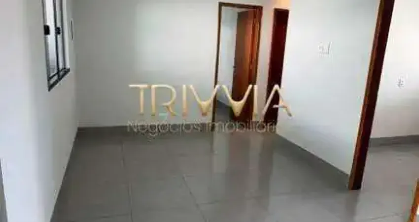 Casa moderna com acabamento de alto padrão – 3 quartos, suíte e área gourmet!