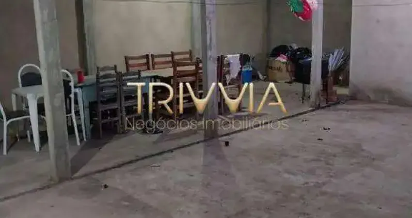 Casa ampla com quintal e garagem para 3 carros – espaço e conforto para sua família!