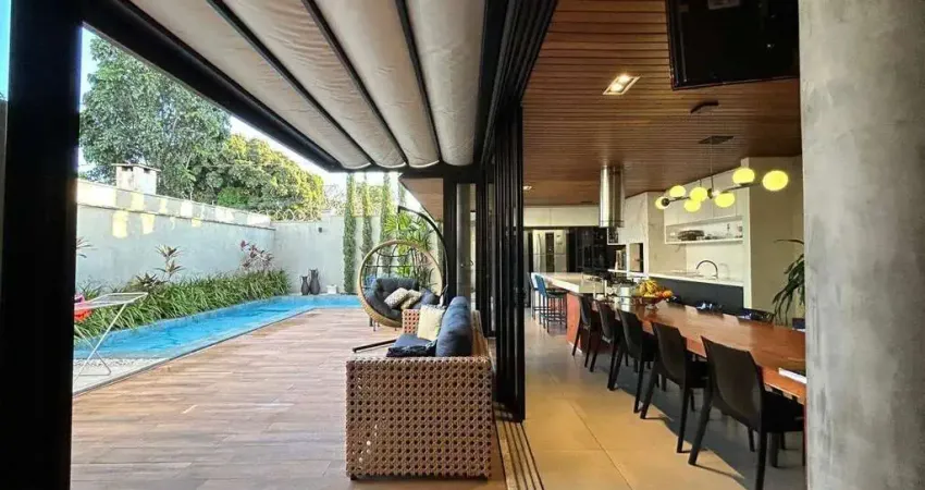 Casa de alto padrão com energia solar, piscina aquecida e 3 suítes – conforto e sustentabilidade