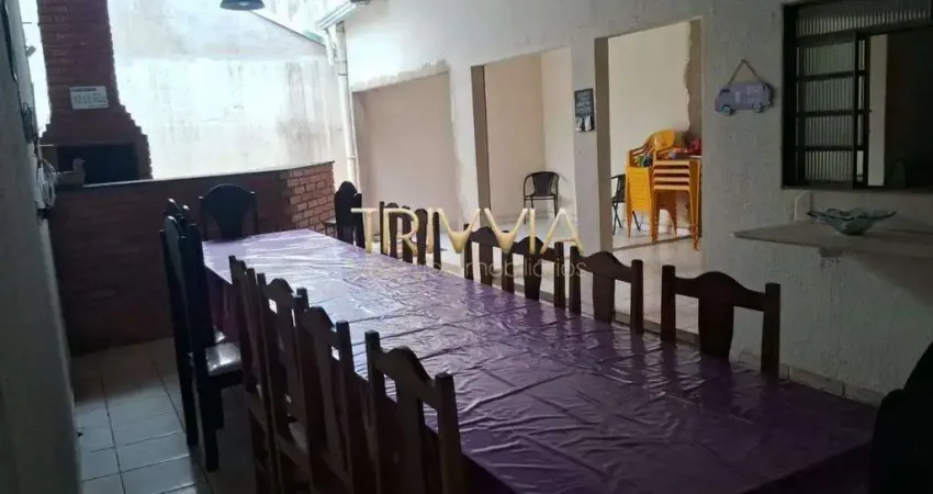 Casa com 3 quartos à venda na Cidade Jardim, Uberlândia