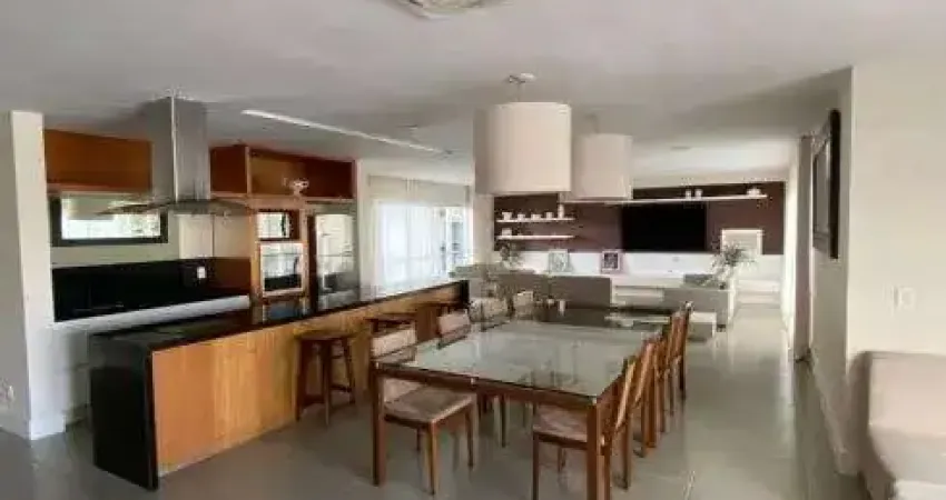Cobertura duplex com excelente acabamento para venda possui 139 metros quadrados com 2 quartos