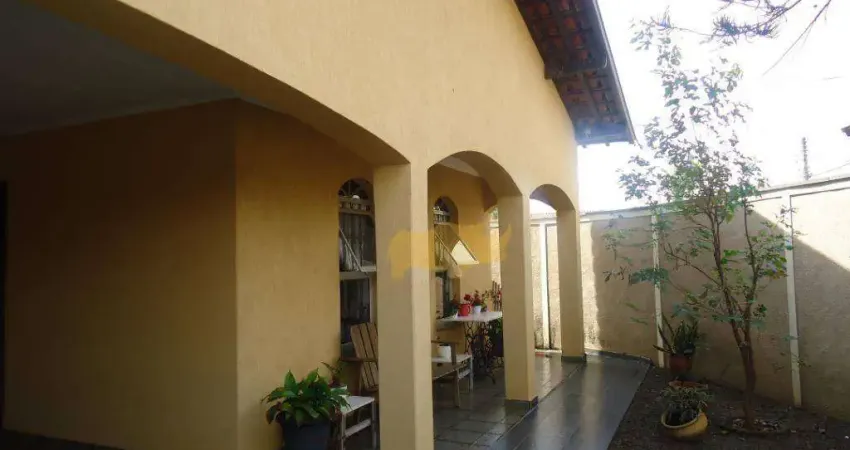 Casa com 3 dormitórios à venda, 211 m² por r$ 620.000,00 - jardim floridiana - rio claro/sp