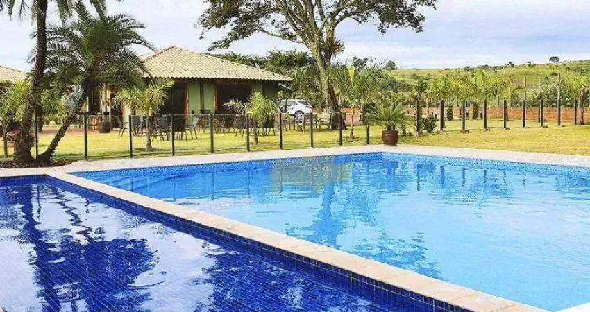 Terreno em condomínio fechado à venda na Estância Cavalinno, Analândia 