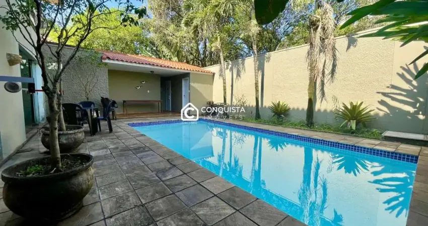 Casa clássica no santa rosa barra mansa | 3 quartos (1 suíte) piscina e garagem